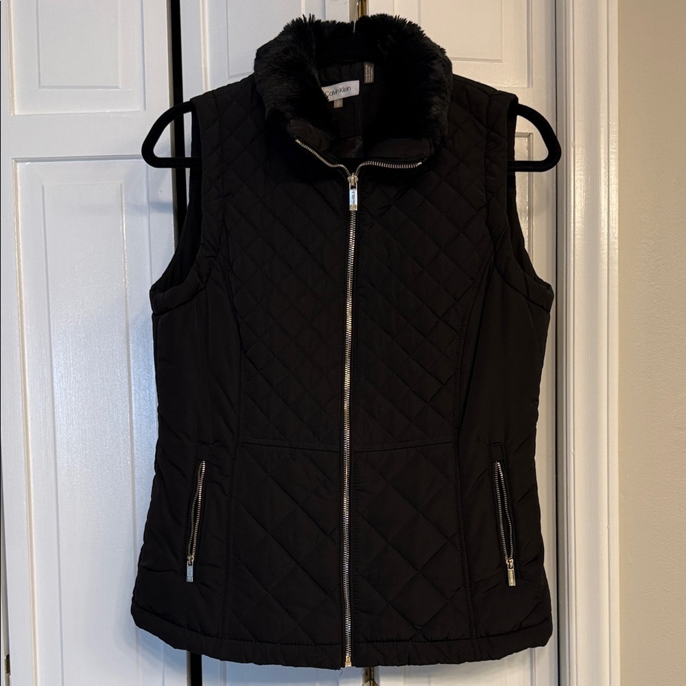 Calvin Klein Black Quilted Vest with Faux-Fur Collar